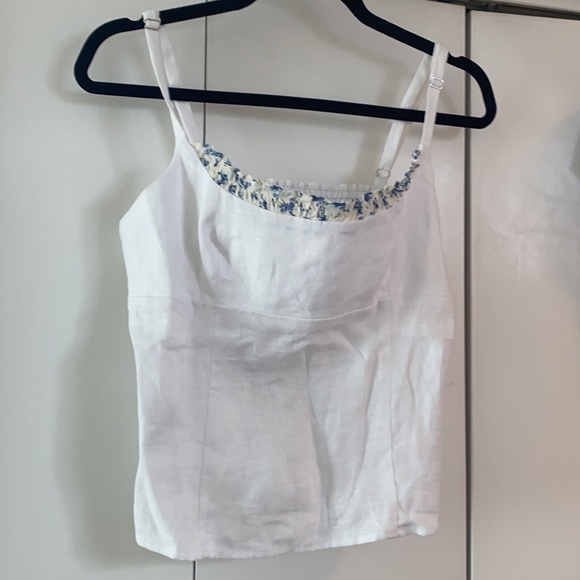 NWT Reformation Cari Linen Top sold out white floral ruffle cami tank size 8 - Picture 4 of 7